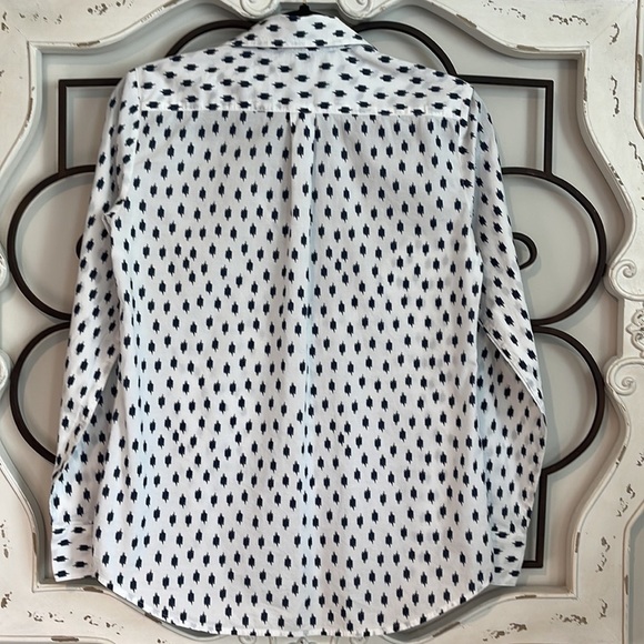 BANANA REPUBLIC SOFT WASH OXFORD WHITE/BLUE SIZE EXTRA SMALL - Picture 8 of 9